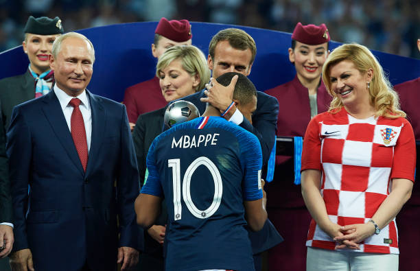 是当代足球 是当代足球