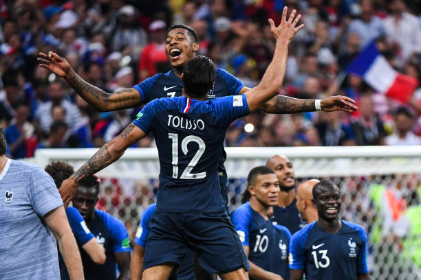 後正式接任 後正式接任